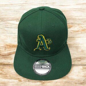 Oakland A's Embroidered Logo Script Snapback Brand Cap MLB Baseball Hat Green